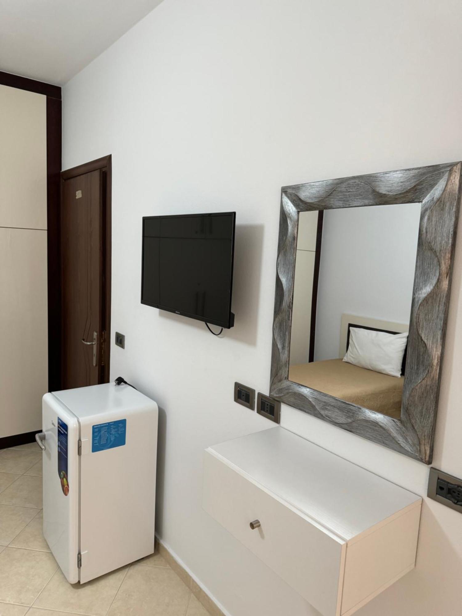 Ionian Eye Studios Sarandë 外观 照片