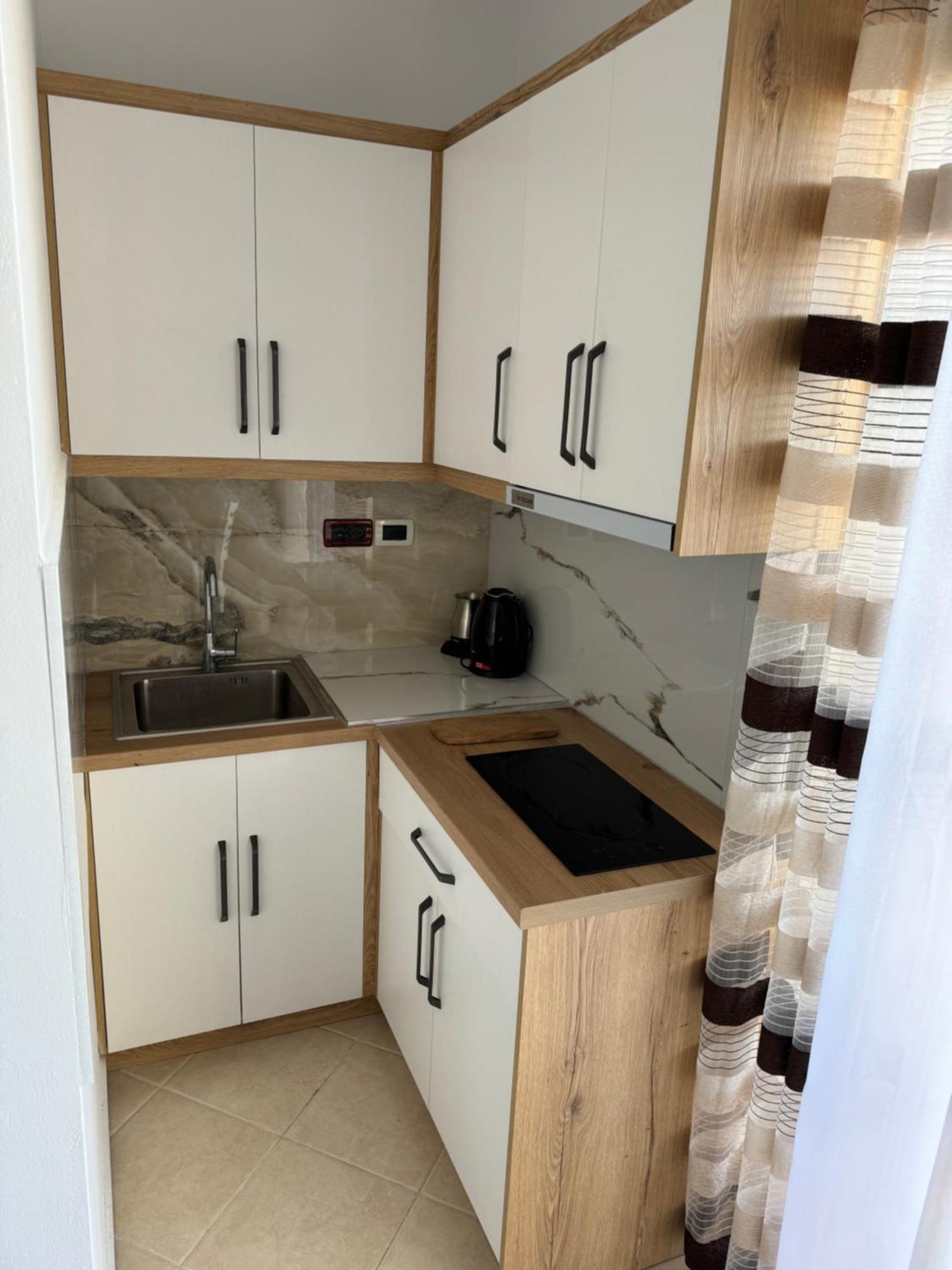 Ionian Eye Studios Sarandë 外观 照片